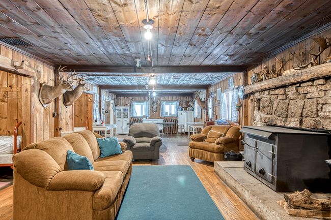 Harshbarger pic 1225-Little-Meadow-Rd-Pe | Image 20