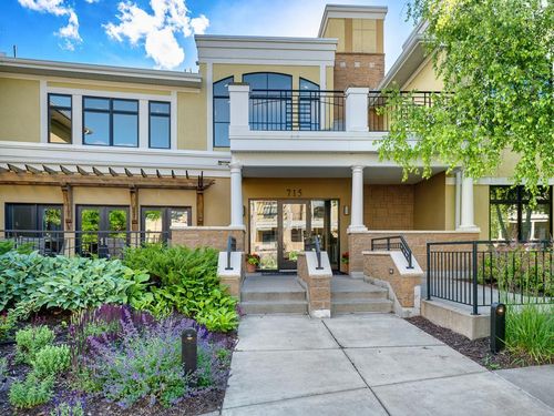 204-715 Linden St, Mendota Heights, MN, 55118-1171 | Card Image