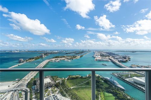 5702-1100 Biscayne Blvd, Miami, FL, 33132-1754 | Card Image