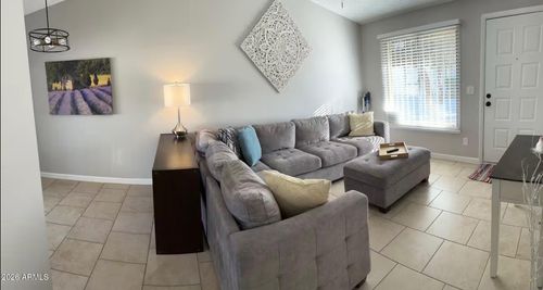 59-3646 N 69th Ave, Phoenix, AZ, 85033-4412 | Card Image