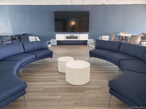 apt-4f-100 W Broadway, Long Beach, NY, 11561-4013 | Card Image