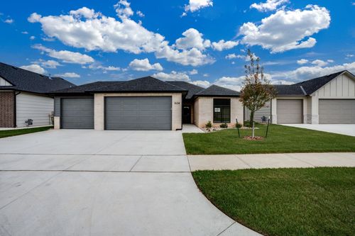 1634 N Forestview St, Wichita, KS, 67235-7067 | Card Image