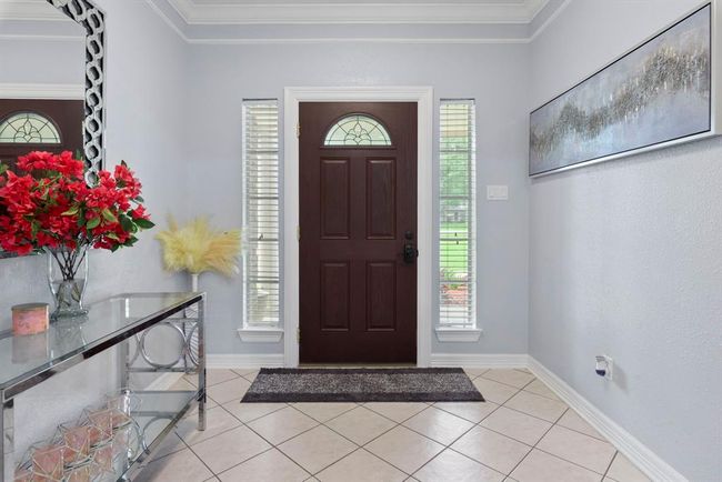 8518 Kerr Dr, House other with 3 bedrooms, 2 bathrooms and 2 parking in Tomball TX | Image 8