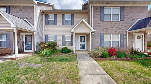 4121 Bentley Dr, Randleman, NC, 27317-7380 | Card Image