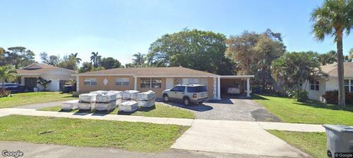 446 Date Palm Dr, Lake Park, FL, 33403-3321 | Card Image
