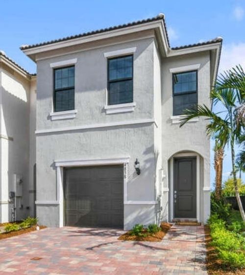 4836 Chantilly Rd, Lake Worth, FL, 33467-7412 | Card Image