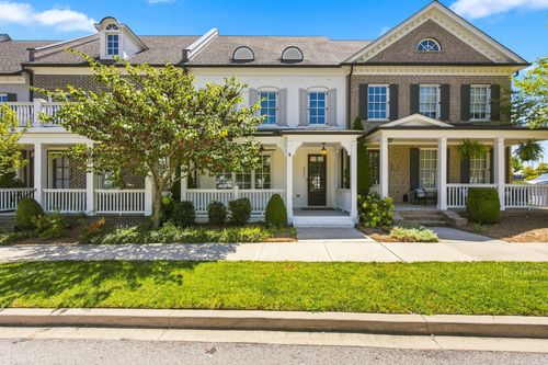 9042 Berry Farms Xing, Franklin, TN, 37064 | Card Image