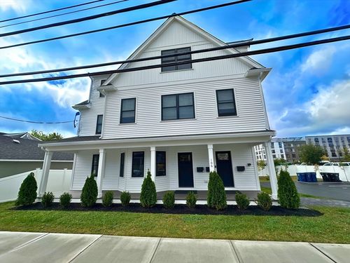 3-106 Broadway, Salem, MA, 01970-4555 | Card Image