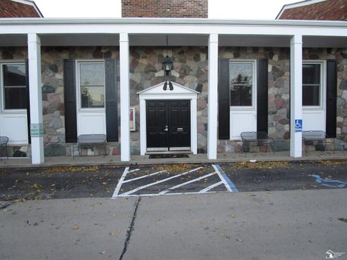 31831 Grand River Ave, Farmington, MI, 48336-4137 | Card Image