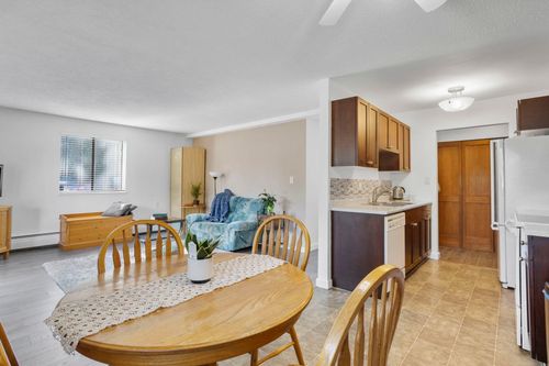 116-32175 Old Yale Rd, Abbotsford, BC, V2T2C8 | Card Image