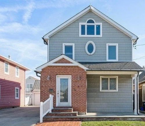 76 Coronado St, Atlantic Beach, NY, 11509-1125 | Card Image