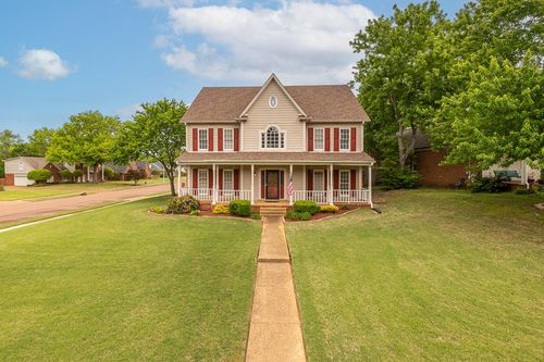 780 Autumn Winds Dr, Collierville, TN, 38017-1367 | Card Image