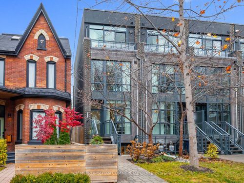 28A Givins St, Toronto, ON, M6J2X7 | Card Image