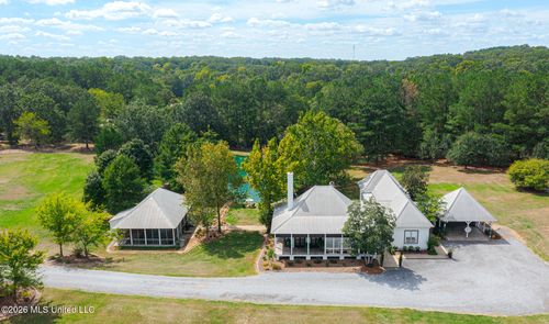 241 Highland Hills Ln, Flora, MS, 39071-9529 | Card Image