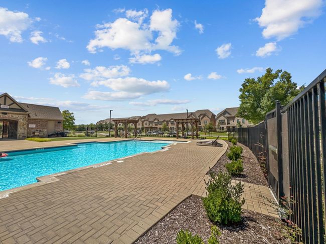 1521 Wittington Pl, Townhouse with 3 bedrooms, 3 bathrooms and null parking in Farmers Branch TX | Image 35
