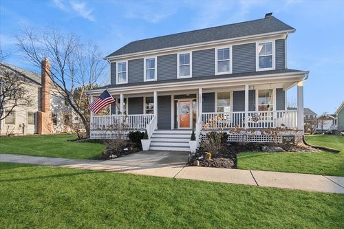 1571 Amos Bennett St, Grayslake, IL, 60030-3516 | Card Image