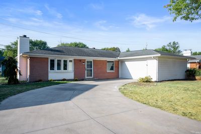 2113 W Purdue Avenue, House other with 3 bedrooms, 1 bathrooms and null parking in Muncie IN | Image 2