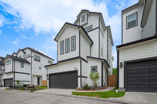 8933 Grovner Pl, Houston, TX, 77055-2088 | Card Image