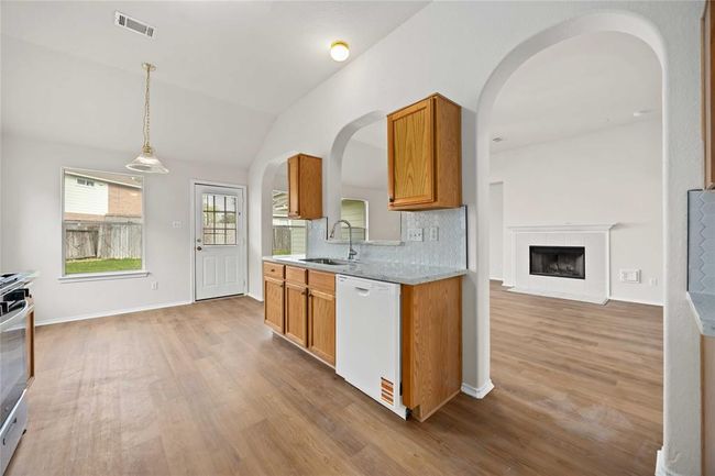 4819 Plum Forest Rd, House other with 3 bedrooms, 2 bathrooms and 2 parking in Houston TX | Image 17