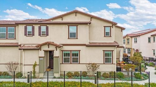 10243 Graphite St, Spring Valley, CA, 91977-3671 | Card Image