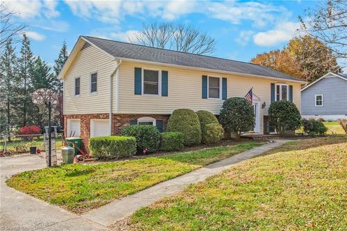 7270 Franklin Rd, Lewisville, NC, 27023-9558 | Card Image