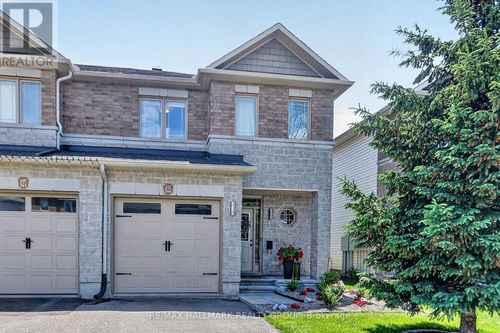 425 Barrick Hill Road, Ottawa, ON, K2M0H7 | Card Image