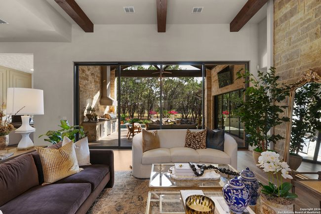 8170 Blue Oak, House other with 4 bedrooms, 5 bathrooms and null parking in Garden Ridge TX | Image 34