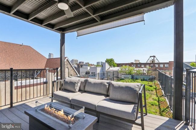 767 S 12 Th St, Townhouse with 5 bedrooms, 4 bathrooms and null parking in PHILADELPHIA PA | Image 32