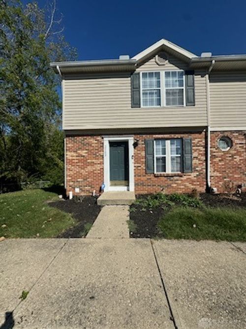 2109 Chapel Dr, Fairborn, OH, 45324-3964 | Card Image