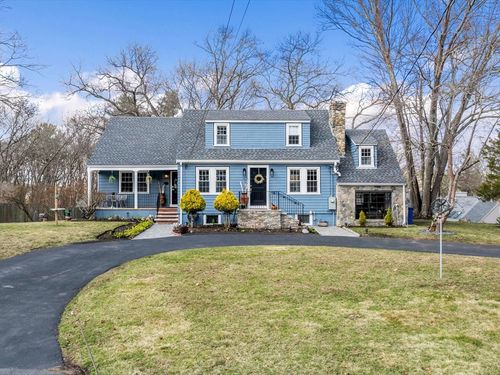 19 Cold Spring Rd, North Reading, MA, 01864-2017 | Card Image