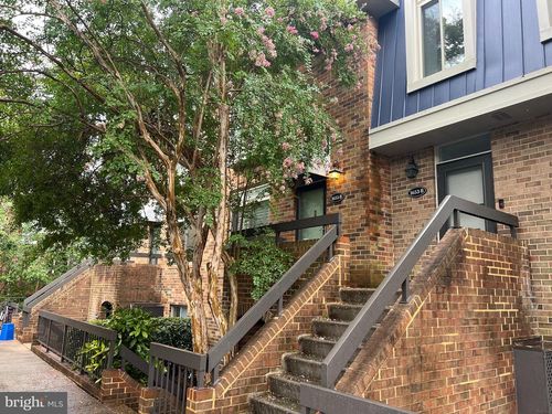 2-1655 S Hayes St, ARLINGTON, VA, 22202-5541 | Card Image