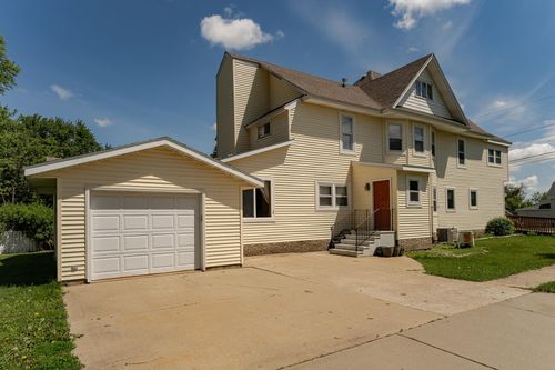 520 State St, West Concord, MN, 55985-5103 | Card Image