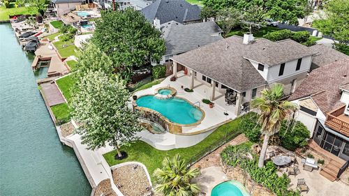 12516 Lake Vista Dr, Willis, TX, 77318-5237 | Card Image