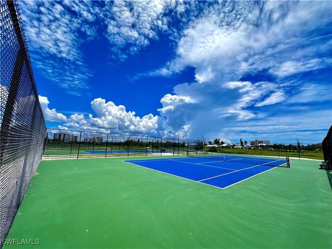 BAY BEACH COMMONS AMENITIES - TENNIS COURTS | Image 45