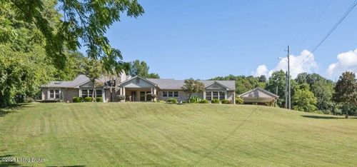 5607 Blevins Gap Rd, Louisville, KY, 40272-1863 | Card Image