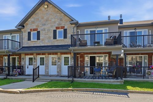603-204 Éliot St, Rockland, ON, K4K0G4 | Card Image