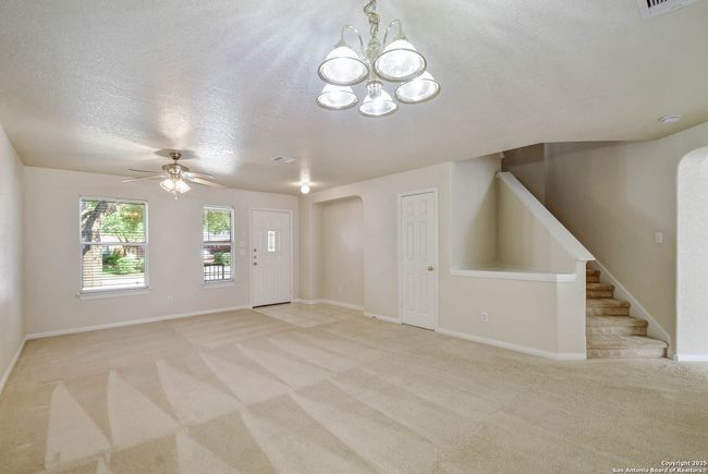 184 Springtree Gate, House other with 4 bedrooms, 3 bathrooms and null parking in Cibolo TX | Image 5