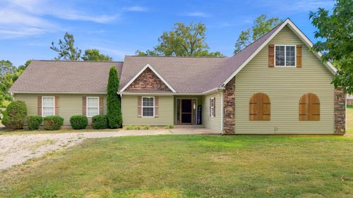 7589 Private Road 2453, West Plains, MO, 65775-5238 | Card Image