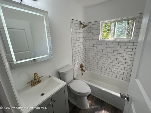 2nd-floor-418 Pear Street, Scranton, PA, 18505 | Card Image