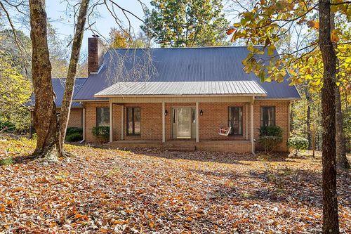 121 Oak Cir, Pine Mountain, GA, 31822-8301 | Card Image