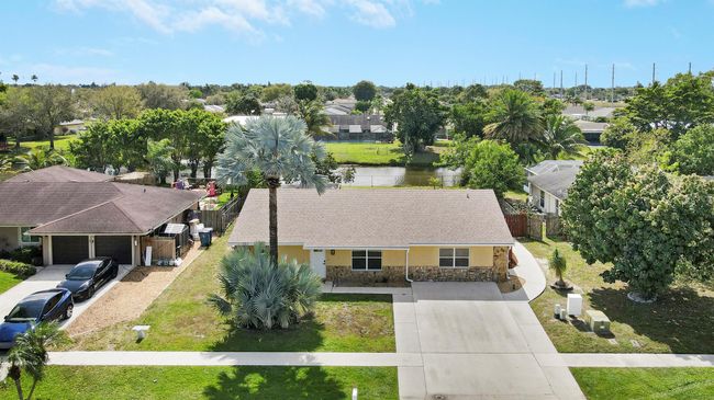 222 Las Palmas St, House other with 4 bedrooms, 3 bathrooms and null parking in Royal Palm Beach FL | Image 26