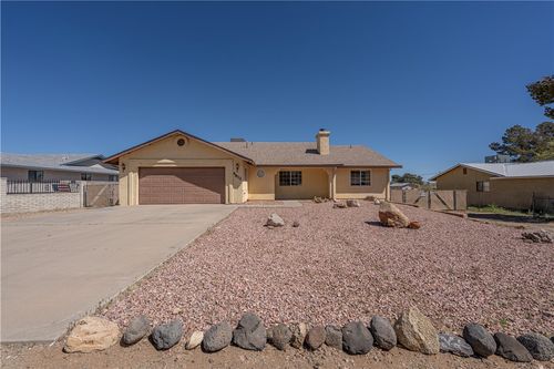 4812 Christy Dr, Kingman, AZ, 86409-1084 | Card Image