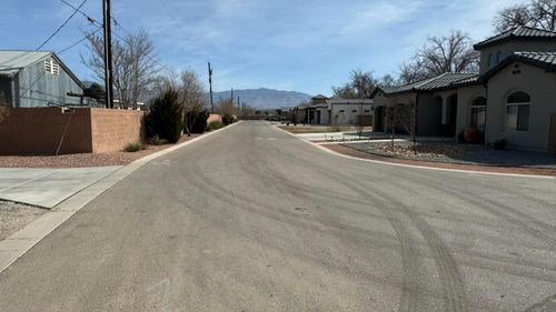 253 Valle Encantado Dr Nw, Albuquerque, NM, 87107 | Card Image