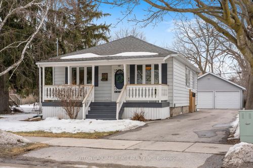 44 Queen Street, Clarington, ON, L1C1M2 | Card Image