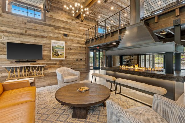 Community Clubhouse and Pool | Image 39