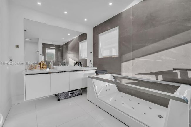 942 Lavender Cir, House other with 4 bedrooms, 3 bathrooms and null parking in Weston FL | Image 36