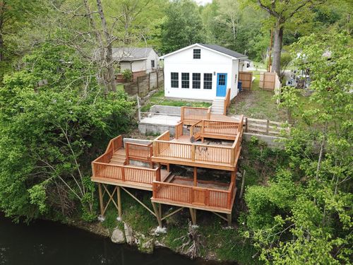 240 Fredonia Rd, Manchester, TN, 37355-3080 | Card Image