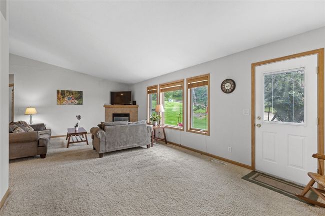 A - 664 J Ave Ne, Condo with 3 bedrooms, 3 bathrooms and null parking in Cedar Rapids IA | Image 6