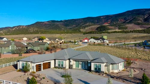 1531 S Laura Cir, Parowan, UT, 84761-7785 | Card Image