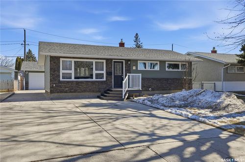 23 Armour St, Regina, SK, S4R4G4 | Card Image